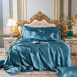 image-4-Piece Ice Silk Bedding Set - Pink Silver Gray