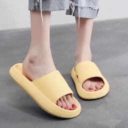 image-Wholesale summer home bathroom thick bottom hotel non-slip couple stepping on shit slippers female soft home bath sandals male