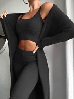 image-Real shots in stock! 2020 European and American new sexy V-neck plush short vest and trousers three-piece set for women