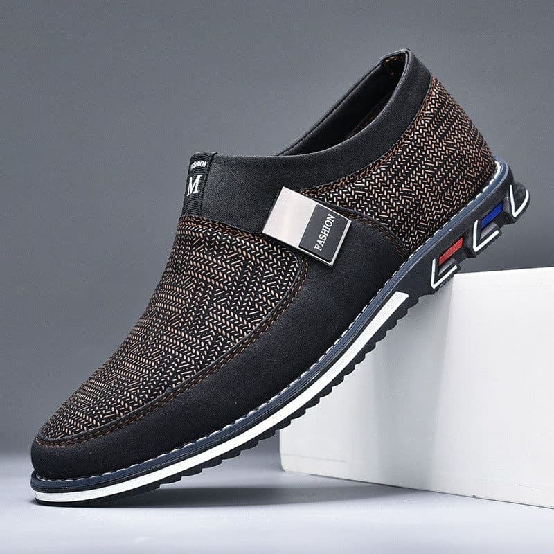 image-New Wenzhou Low-Top Casual Shoes, Black/White, Size 48 Men's Leather Flat Bottom