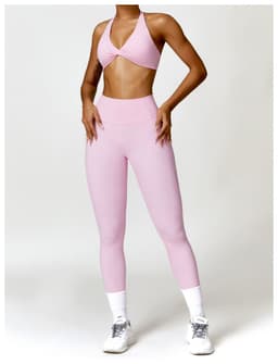 image-Zechuang Women's Yoga Set - Quick-Drying Fitness Sportswear