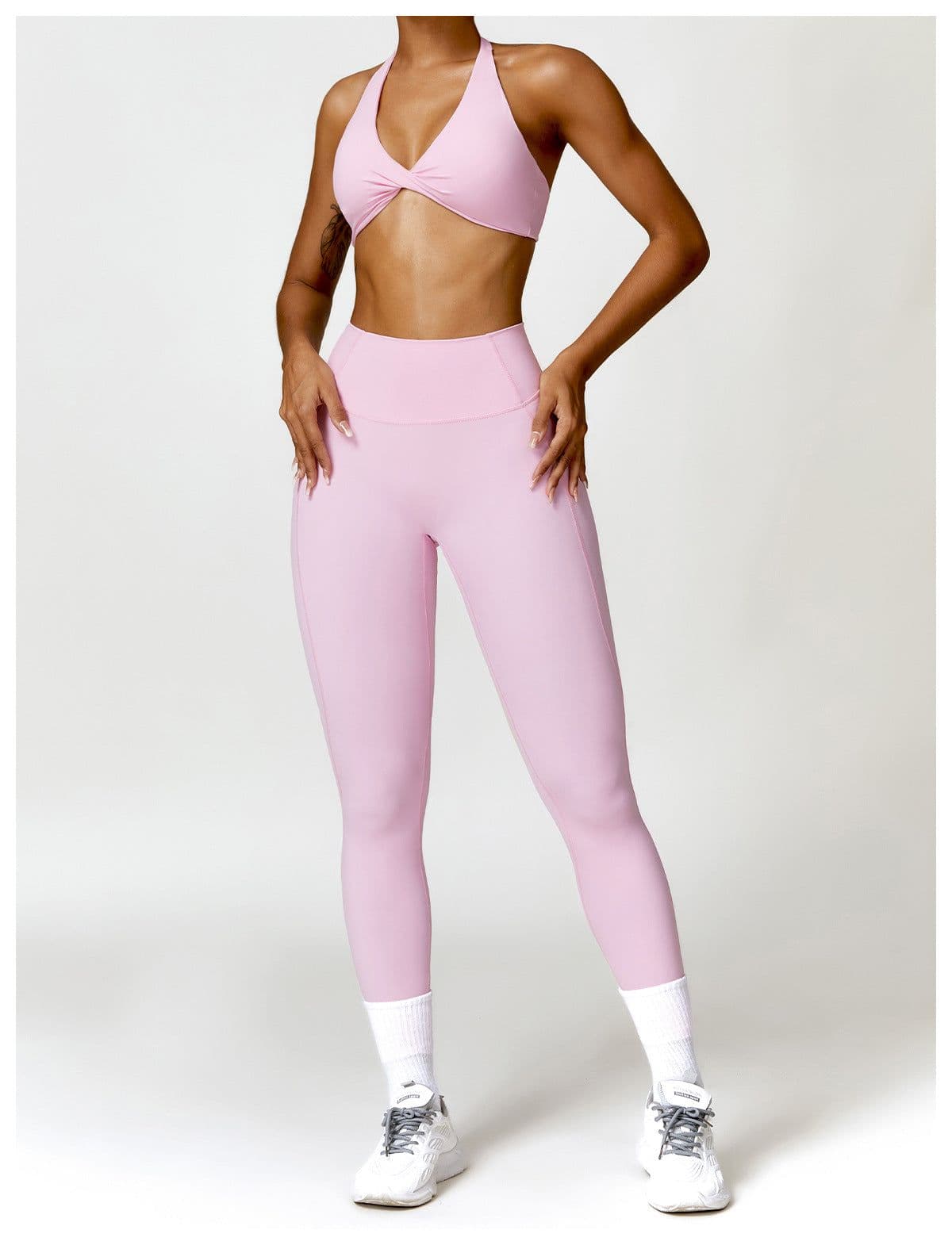 image-Zechuang Women's Yoga Set - Quick-Drying Fitness Sportswear