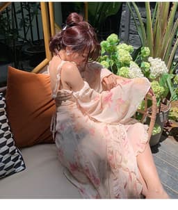 image-Cross-border French floral oil painting ruffles suspenders holiday beach dress women's summer long waist skirt