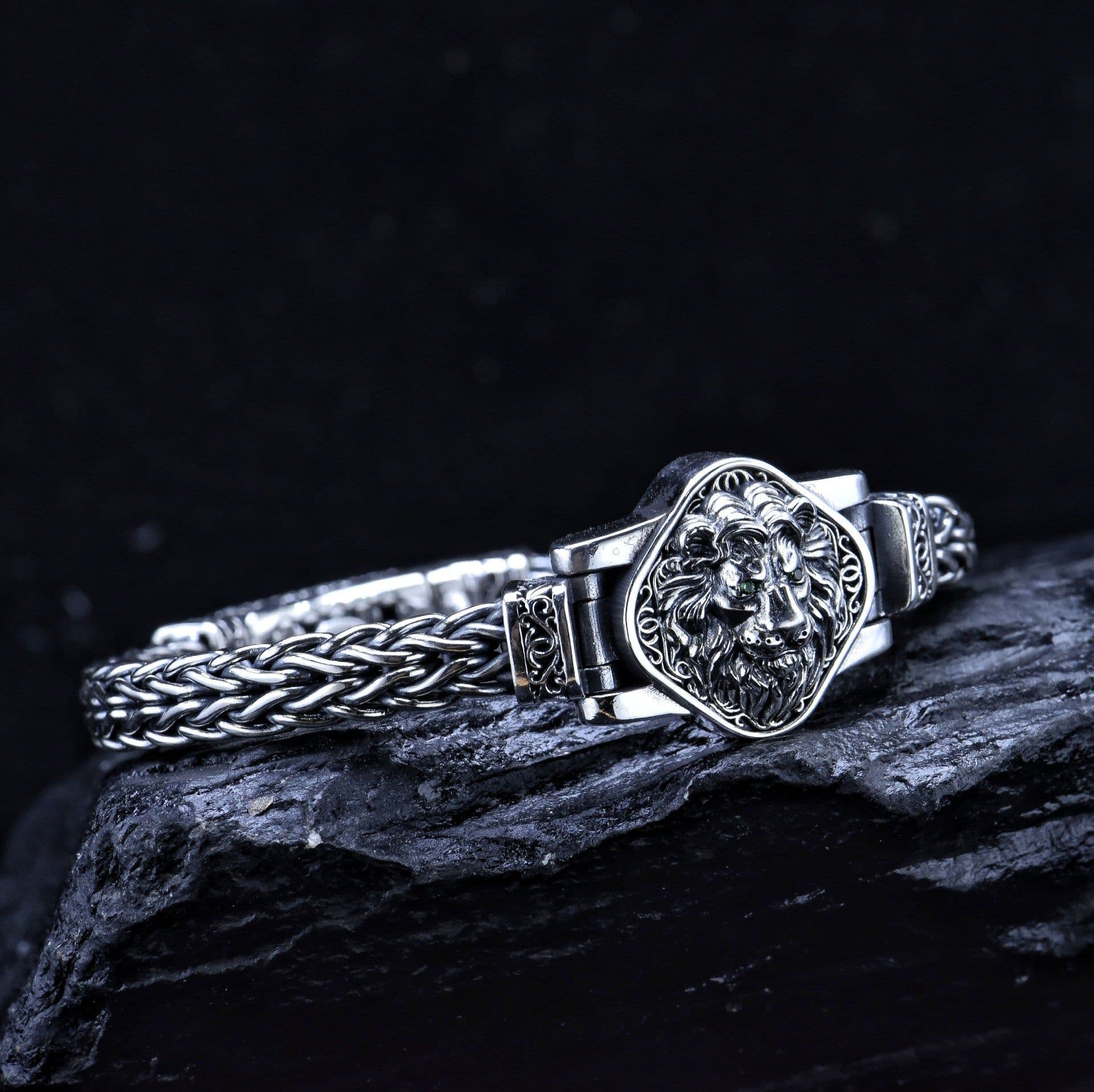 image-Yin Yushang 925 Silver Lion Bracelet - Retro Men's Jewelry, 20cm