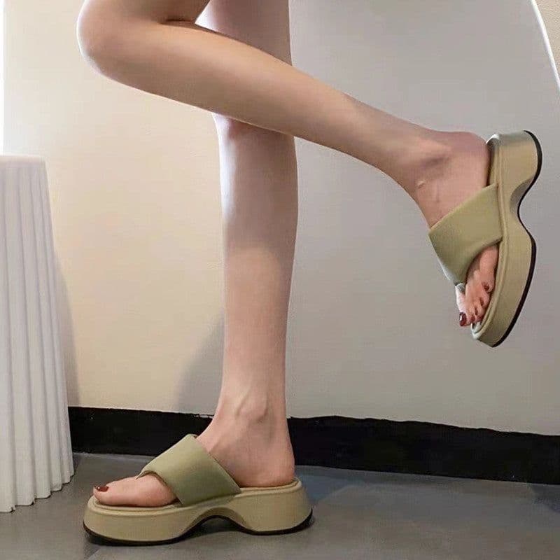 image-Women's Herringbone Flip Flops - Green Size 40