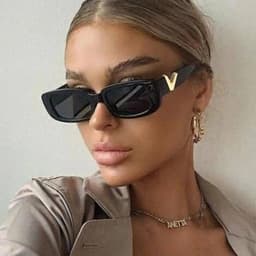 image-Small Frame Square Sunglasses - Trendy