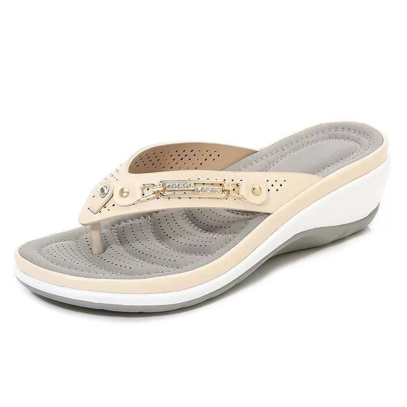 image-Women's Plus Size Flip-Flops - Herringbone PU Beach Sandals