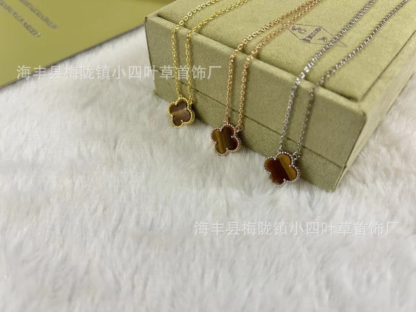 image-v gold 925 silver Fanjia four-leaf clover necklace high version women's thick plated 18k single flower pendant natural fritillary chalcedony
