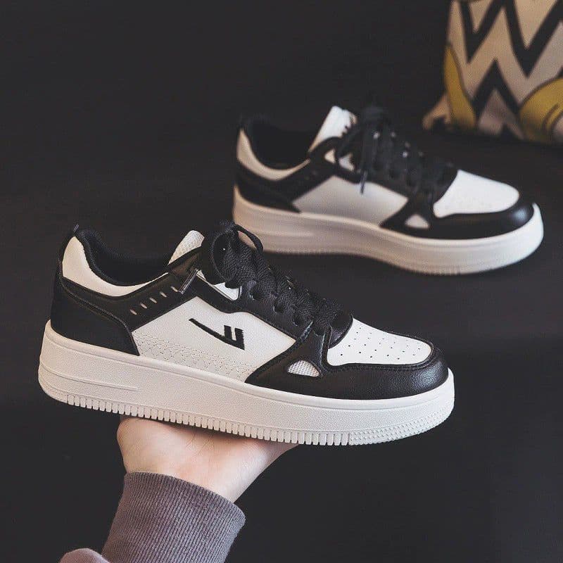 image-Warrior Pull Back Unisex Casual Sneakers White