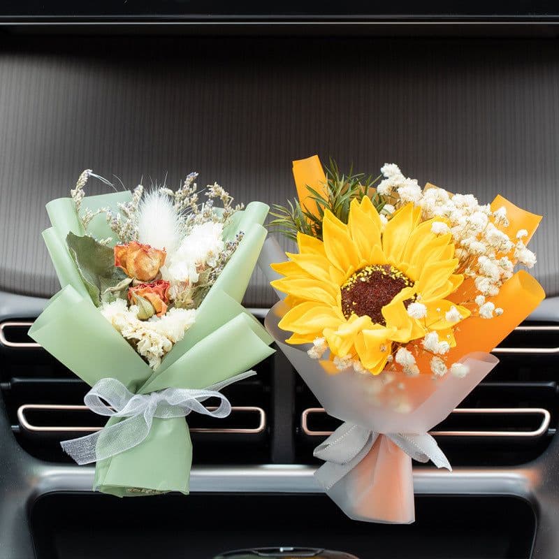 image-Aromatherapy Clip Bouquet - Beige Hydrangea Car Fragrance Decor