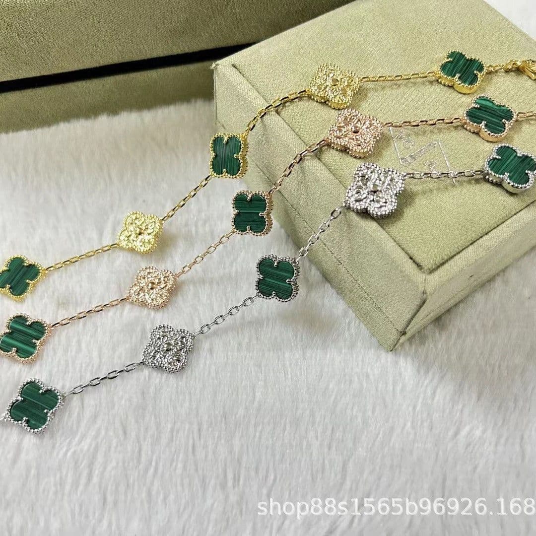 image-High-End Five-Flower Bracelet Rose Gold Clavicle Chain Thickened Electroplating Wholesale