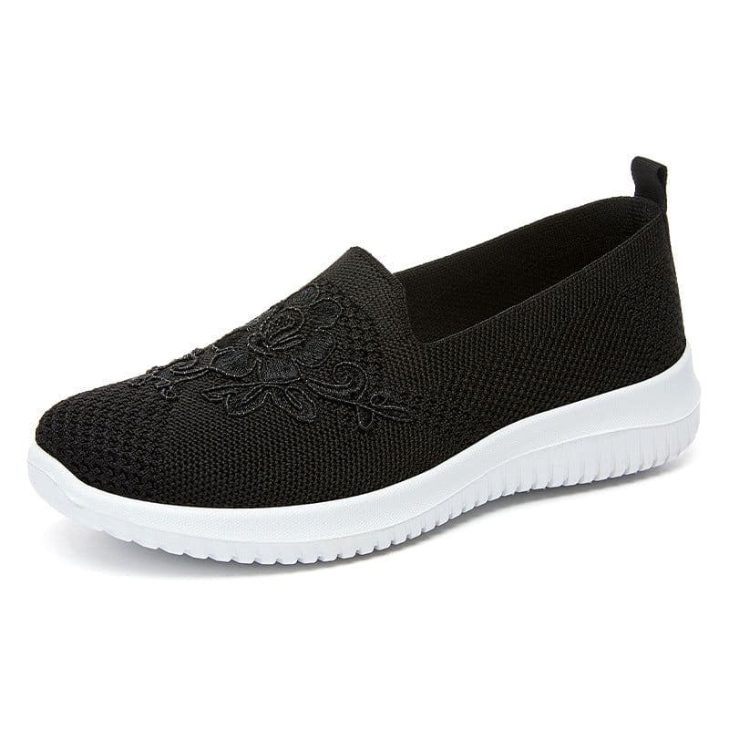 image-Women's Shoes 2023 Autumn New Old Beijing Cloth Shoes Embroidered Mom's Shoes Shallow Mouth Slip-On Women's Shoes Cross-Border Factory