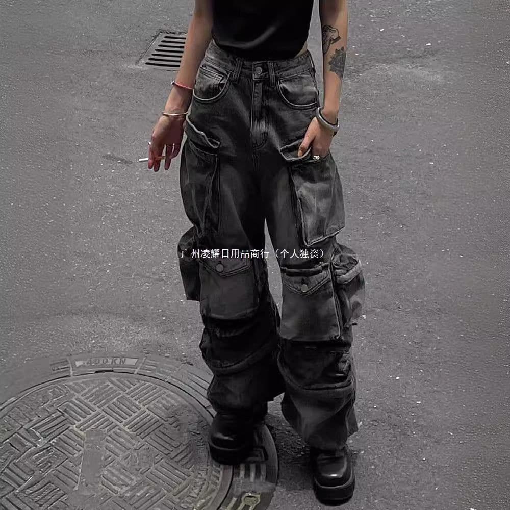 image-Large Size Retro Multi-Pocket Jeans - Y2K Low-Waisted