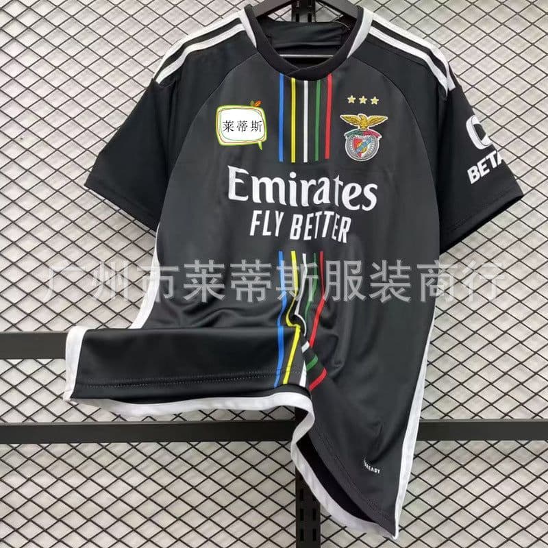 image-Real Madrid 2324 Football Jersey - Red Devils Home/Away - XXL Polyester
