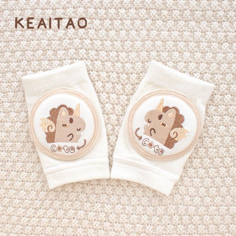 image-Cute baby knee pads for boys and girls crawling protective gear baby toddler anti-fall pure white sponge elbow pads summer thin