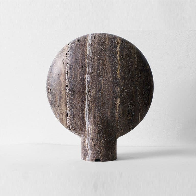 image-Fanxi Nordic Table Lamp - Resin Bedside Art Style