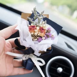 image-Aromatherapy Clip Bouquet - Beige Hydrangea Car Fragrance Decor