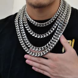 image-Stainless Steel Cuban Chain Necklace - Gold 6mm