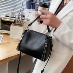 image-Genuine Leather Bucket Bag - Black Large Capacity