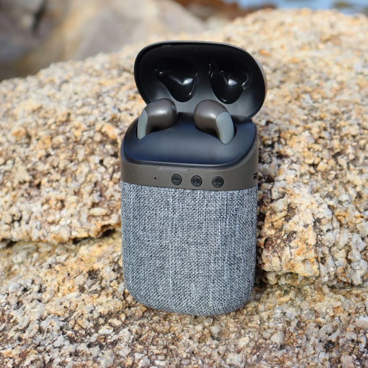 image-Harvard Bluetooth Earbuds - Black Noise Cancelling