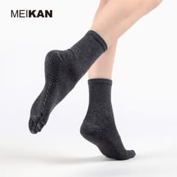 image-MEIKAN Five-Finger Yoga Socks - Black Anti-slip