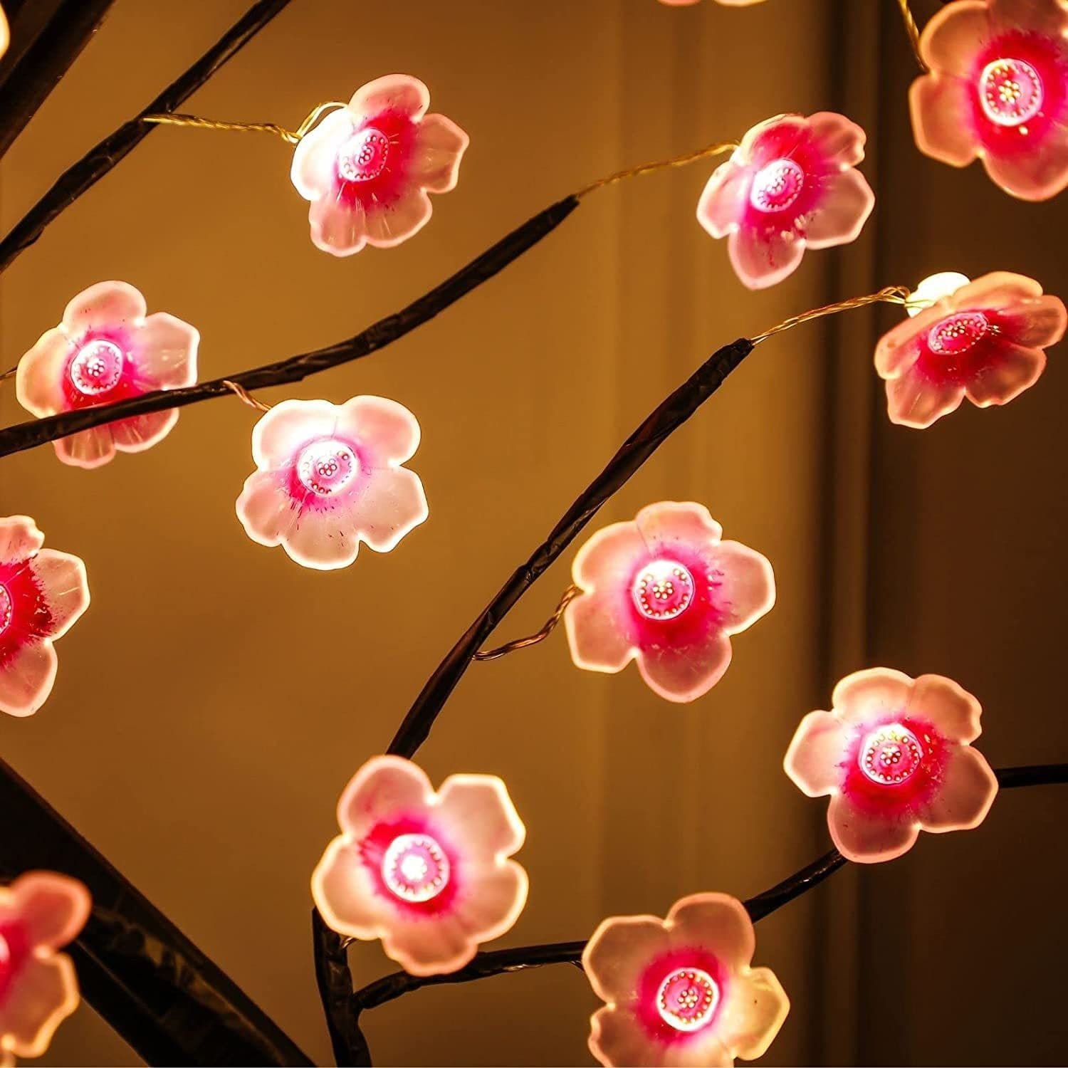 image-Cai Ling Plum Blossom LED Tree Lantern Christmas Night Light