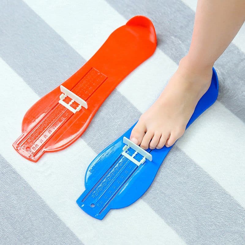 image-Kids Shoe Foot Measurer 20cm - Universal Plastic Ruler - Plain Green