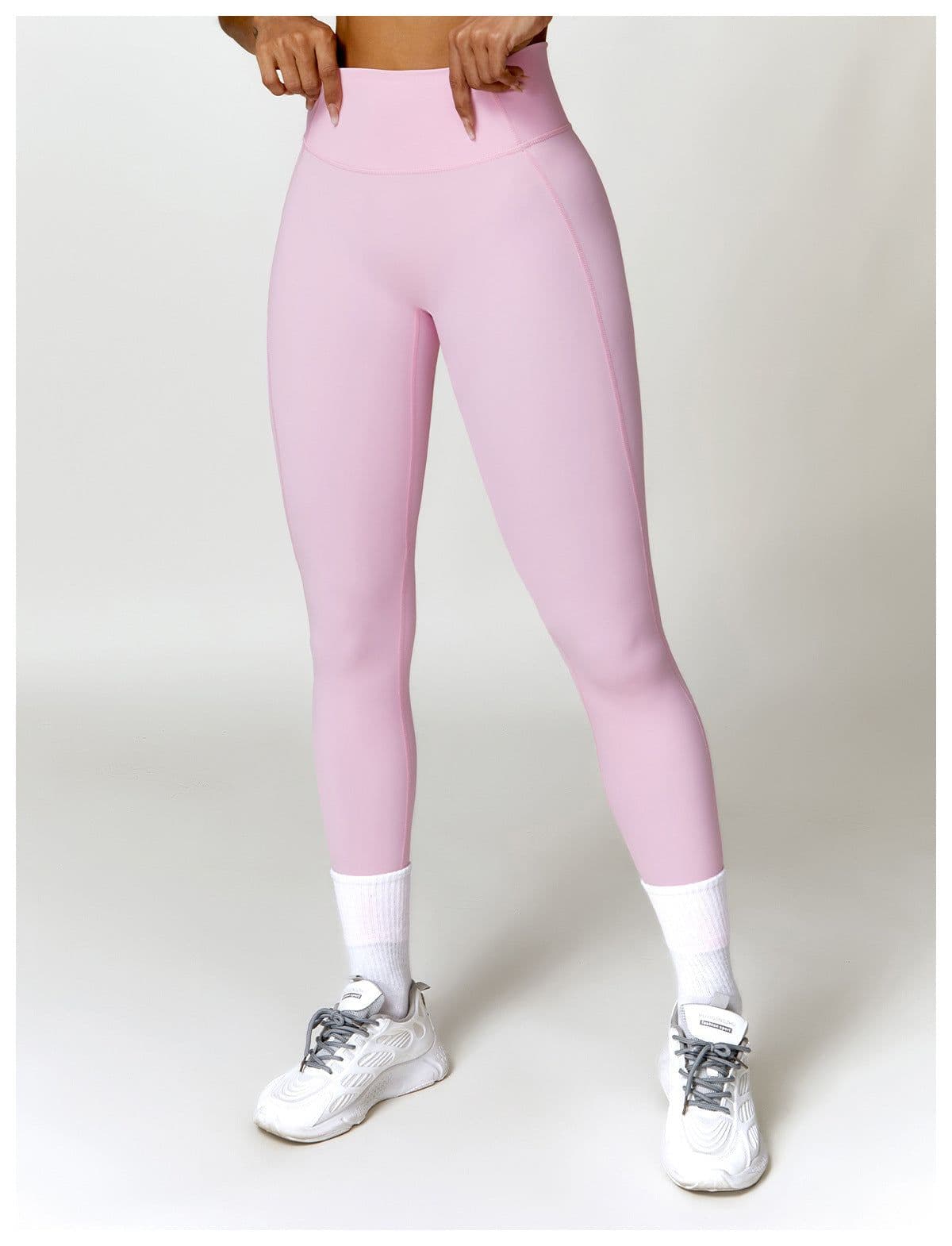image-Zechuang Women's Yoga Set - Quick-Drying Fitness Sportswear
