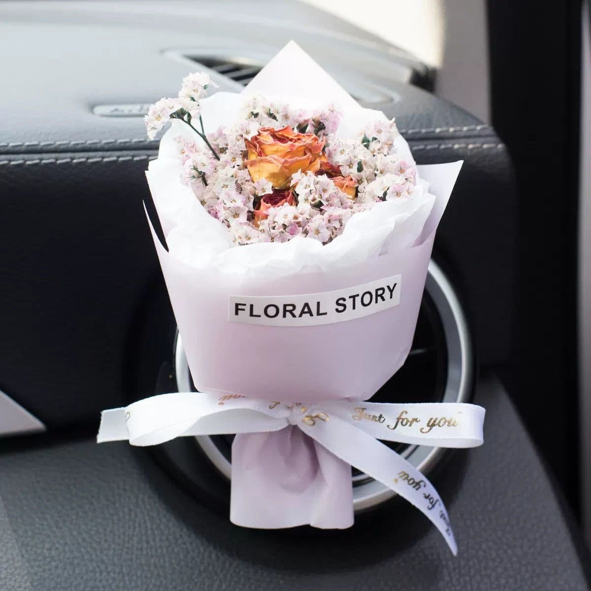 image-Aromatherapy Clip Bouquet - Beige Hydrangea Car Fragrance Decor