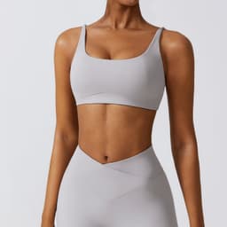 image-Zechuang Yoga Bra - Solid Color Sleeveless