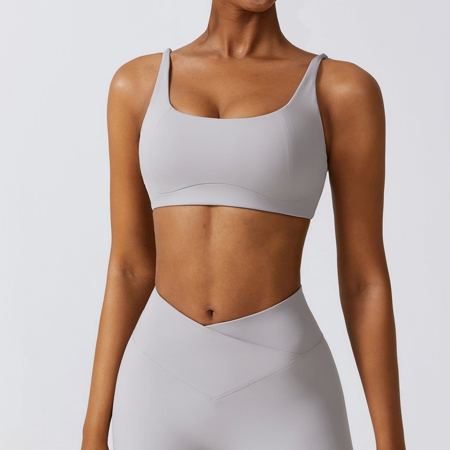 image-Zechuang Yoga Bra - Solid Color Sleeveless