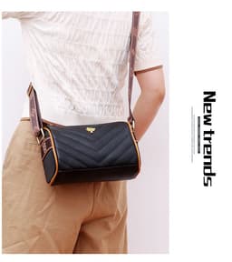image-Genuine Leather Small Square Crossbody Bag - Green