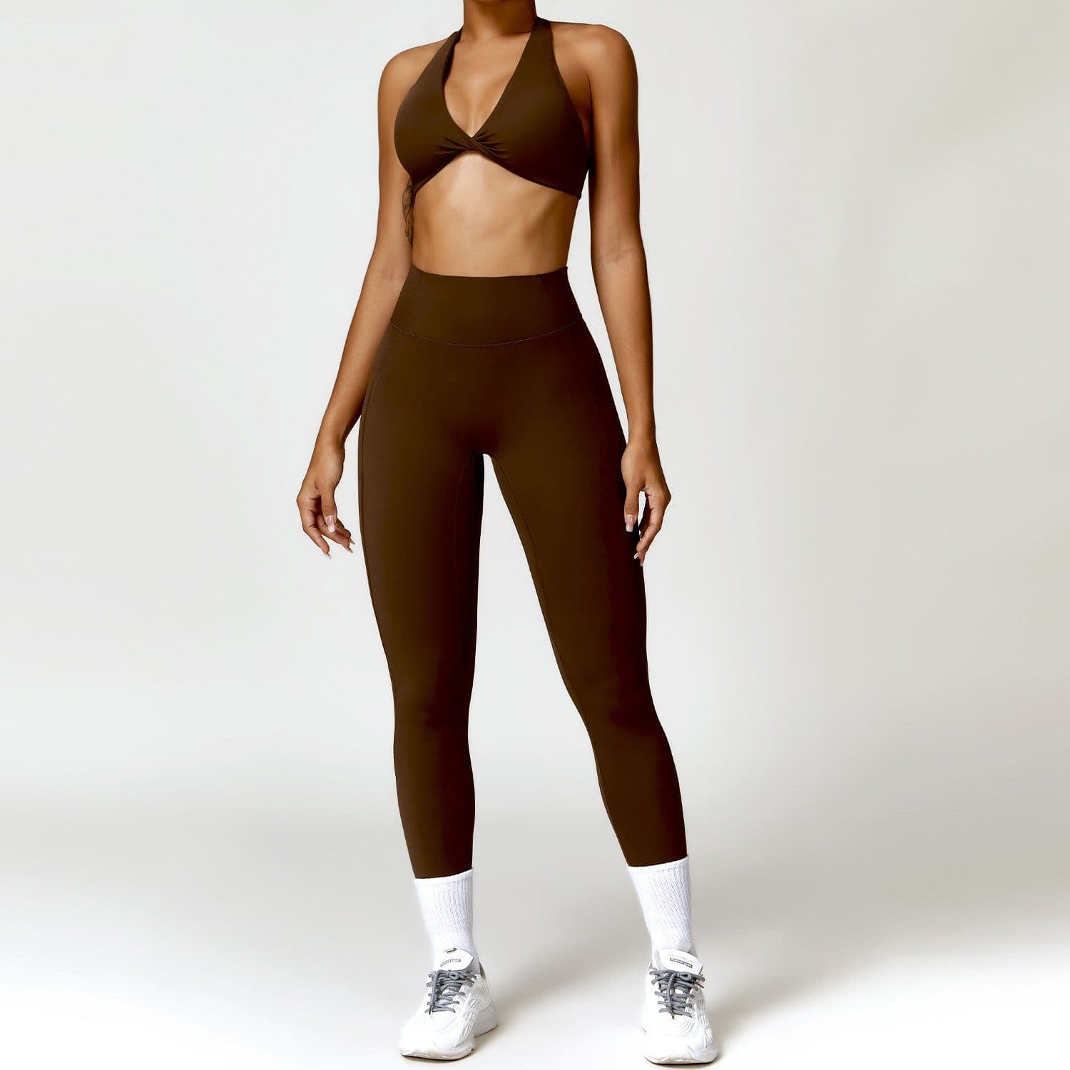 image-Zechuang Women's Yoga Set - Quick-Drying Fitness Sportswear