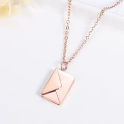 image-Yunxin Titanium Steel Clavicle Necklace - Rose Gold Love Lettering, 41-50cm