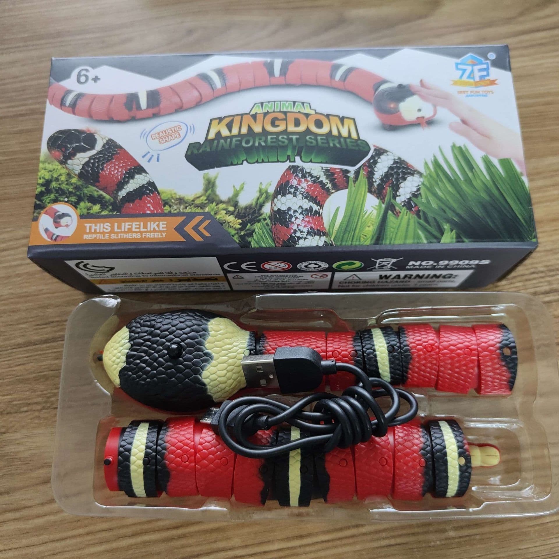 image-Pet remote control electric induction intelligent obstacle avoidance Bungarus snake snake cat toy scary trick rattlesnake