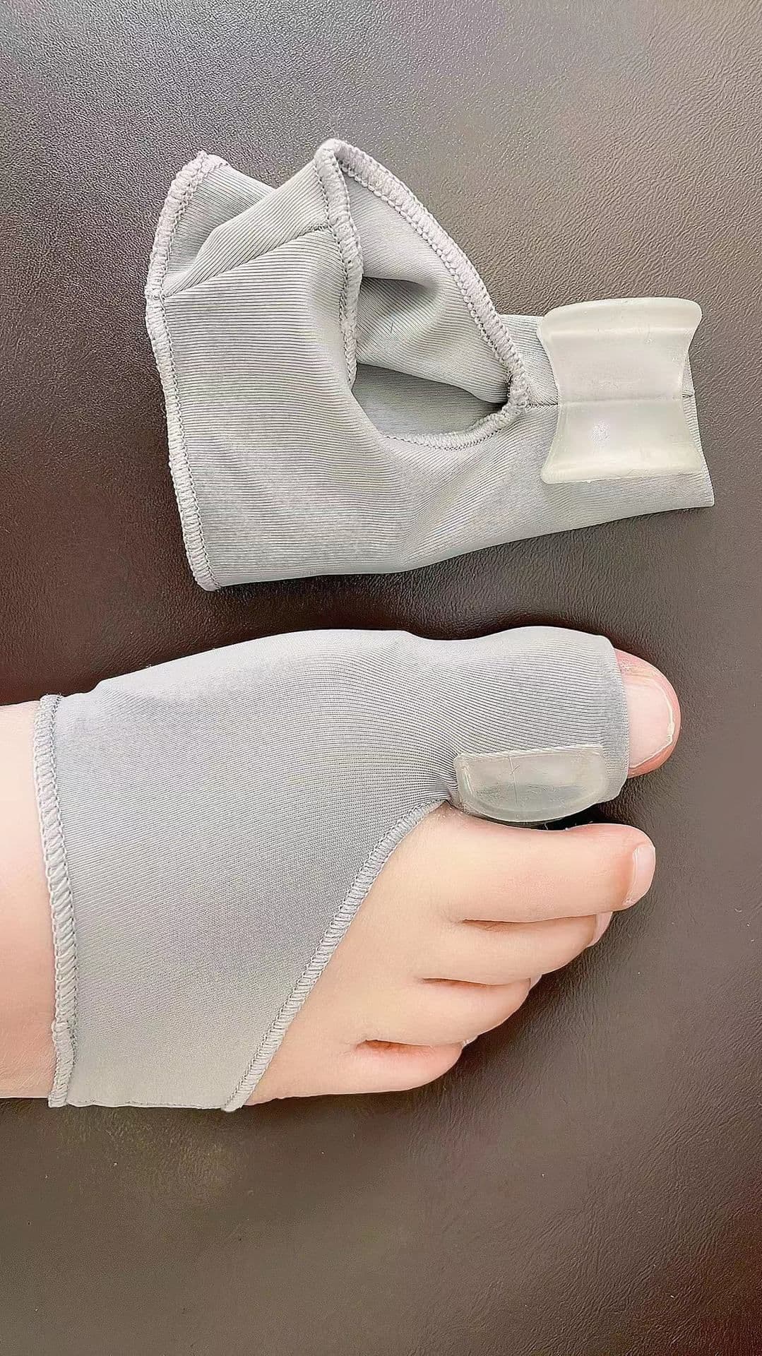 image-Factory direct supply thumb hallux valgus corrector external rubber block socks toe separator