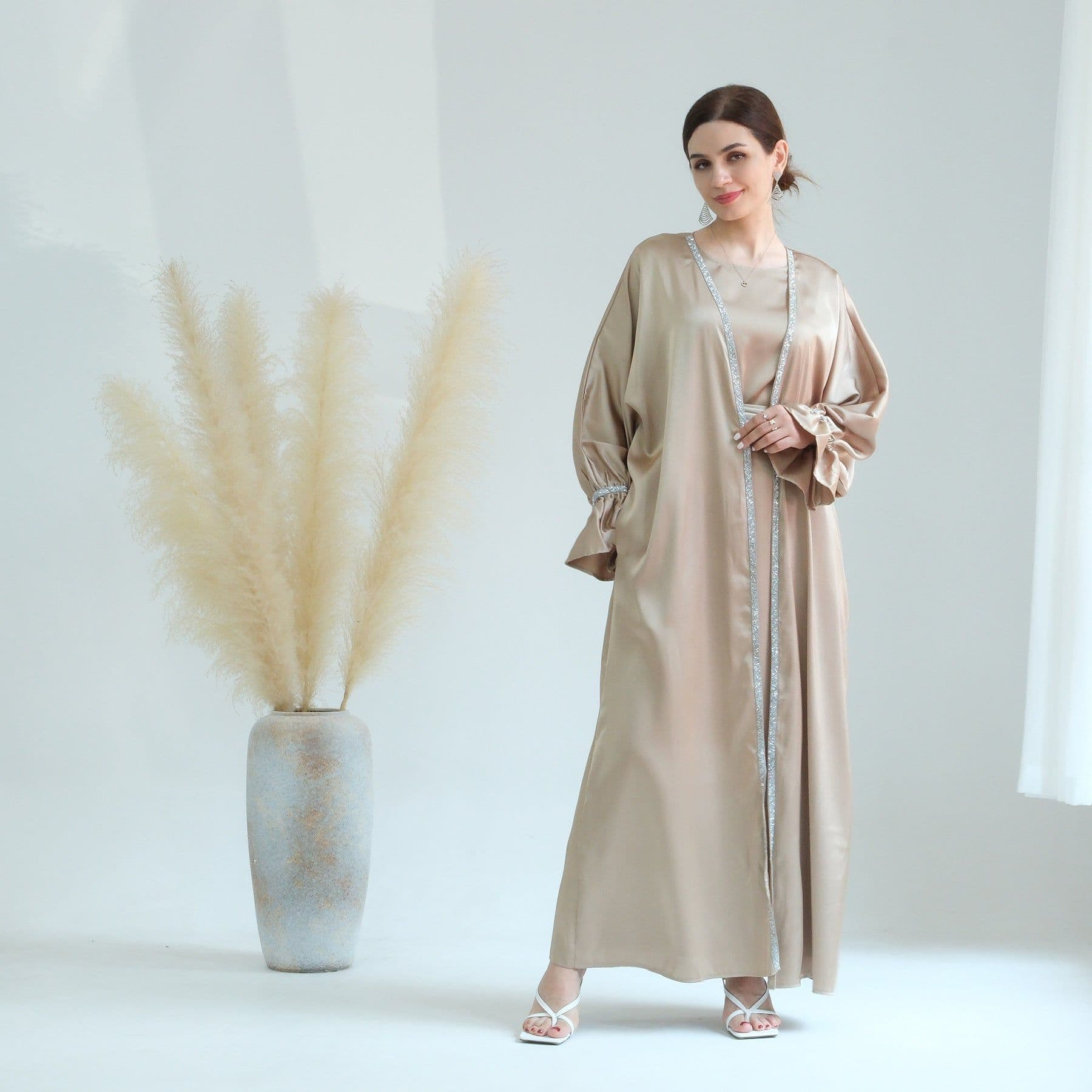 image-Loriya AliExpress Amazon Dubai Daily Solid Color Beaded Small Trumpet Sleeve Dress Robe LR633