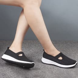 image-Old Beijing Cloth Shoes - Khaki Women's Breathable Fisherman Sandals 41 EU