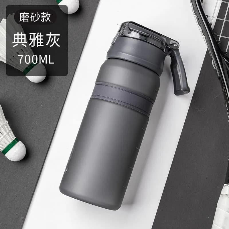 image-Elephant Button 550ml Transparent Tritan Sports Bottle With Elastic Clip