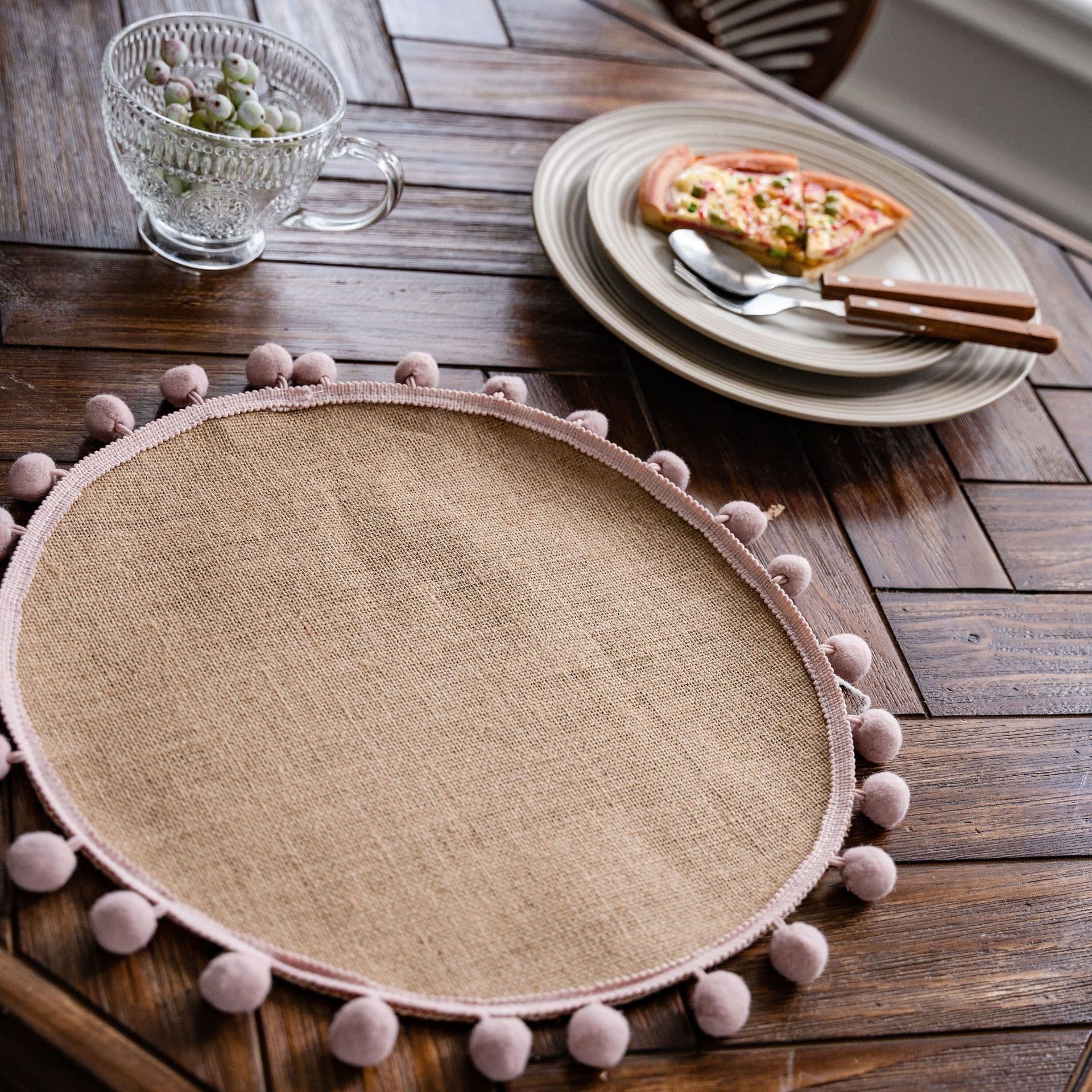 image-Yimanqiyun hemp rope placemat red tassel tableware mat woven color matching festival tassel bowl mat factory direct supply
