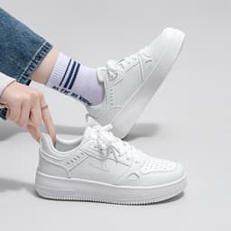 image-Warrior Pull Back Unisex Casual Sneakers White