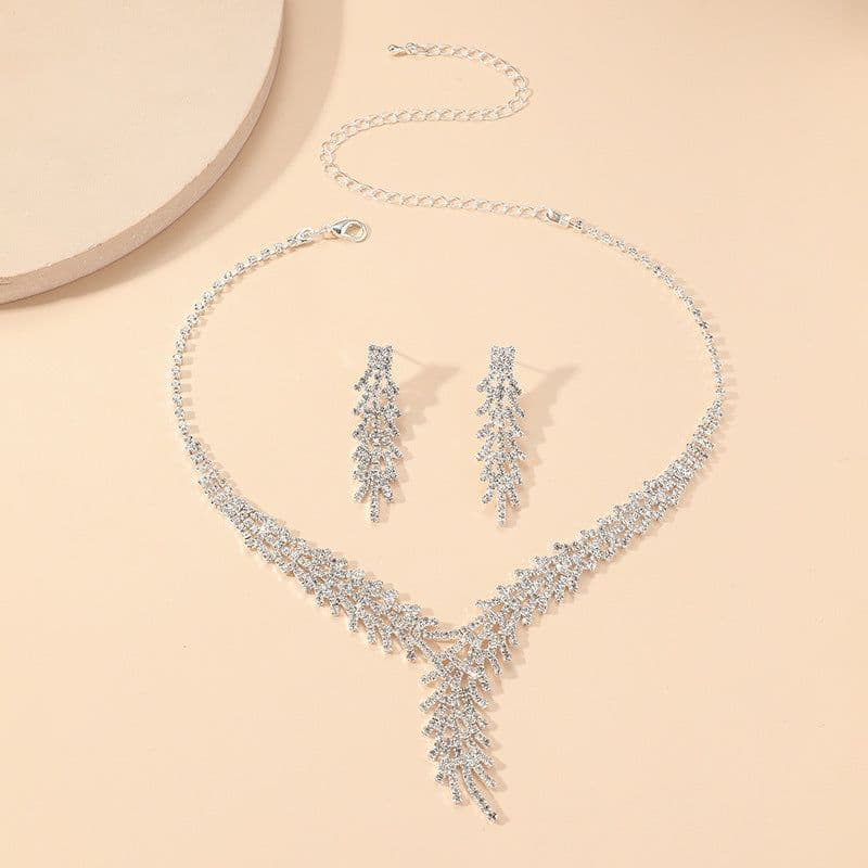 image-Rhinestone Claw Chain Necklace & Earrings Set - Fashion Accessories (64 characters)