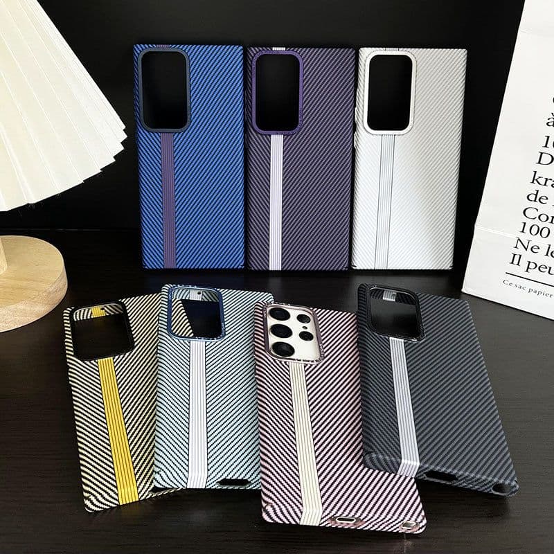 image-Samsung S24 Ultra PC Case - Carbon Fiber Magnetic Cover