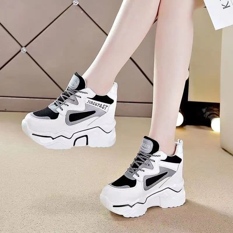 image-2022 daddy shoes women's ins comfortable high-heeled casual wear-resistant thick bottom heightening net red new sports shoes women Korean version
