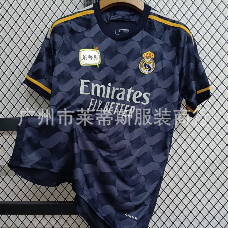image-Real Madrid 2324 Football Jersey - Red Devils Home/Away - XXL Polyester