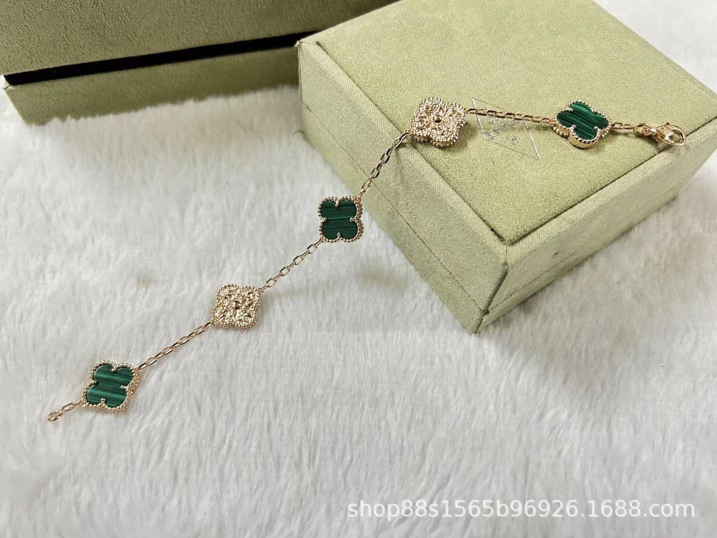 image-High-End Five-Flower Bracelet Rose Gold Clavicle Chain Thickened Electroplating Wholesale