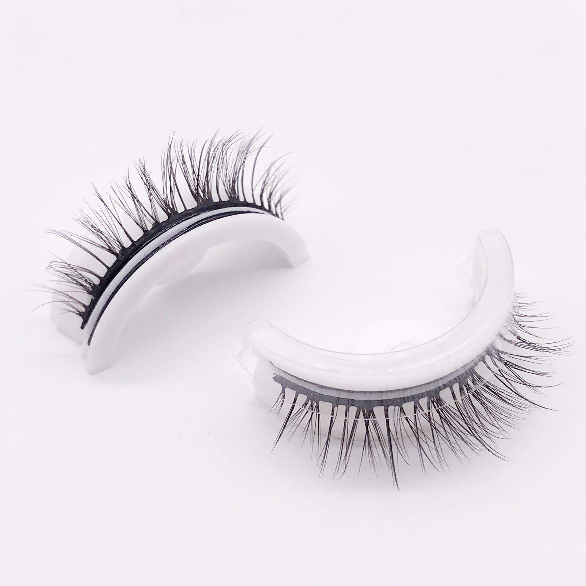image-Reusable Self-Adhesive False Eyelashes - Thick