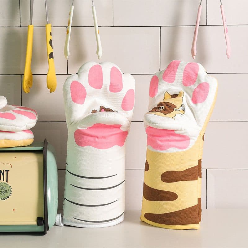 image-Cute Cat Paw Oven Mitts - Microwave Safe