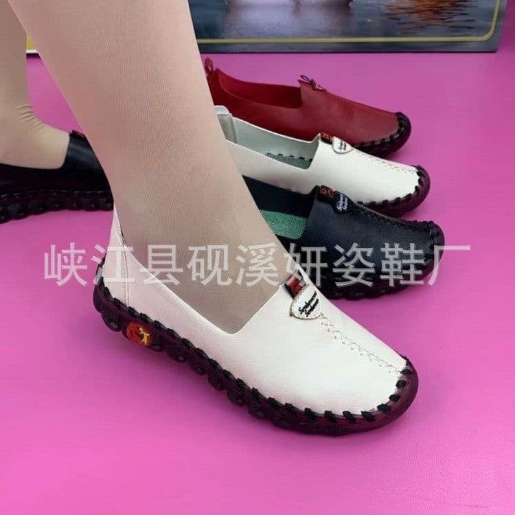image-Lou Yuan Mother Shoes - Red Microfiber Flat Casual