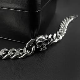 image-OPK Titanium Steel Cuban Chain Bracelet - Skull Design